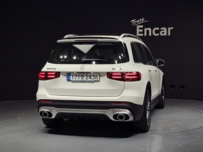 MERCEDES-BENZ GLB - 3