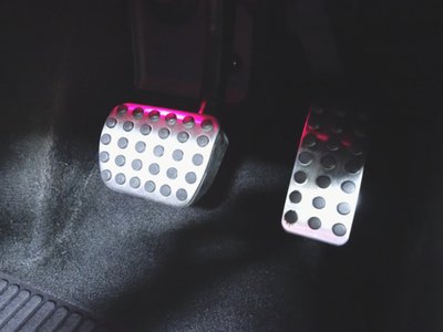 MERCEDES-BENZ CLA AMG - 9