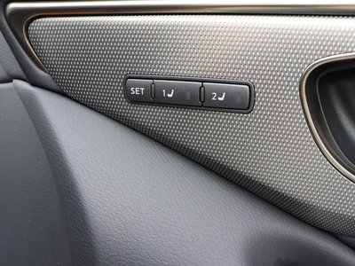 2019 Nissan SKYLINE 缩略图 22