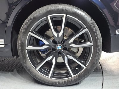 BMW X7 - 6