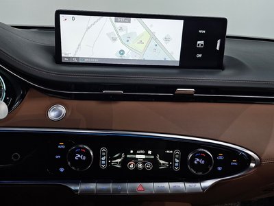 2023 Genesis GV70 — миниатюра 18