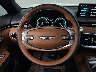 2023 Genesis GV70 — миниатюра 19