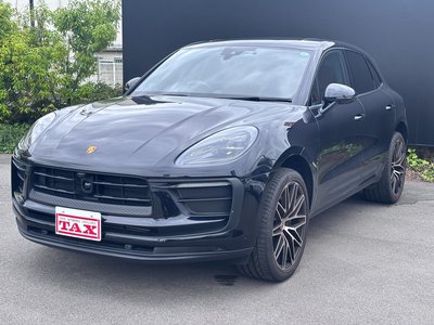 PORSCHE MACAN - 2