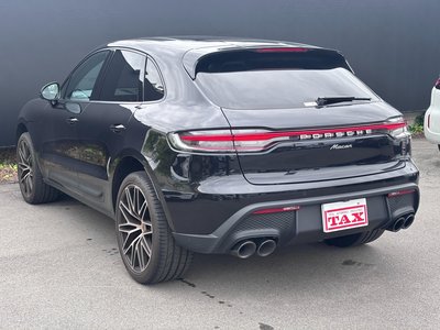 PORSCHE MACAN - 10