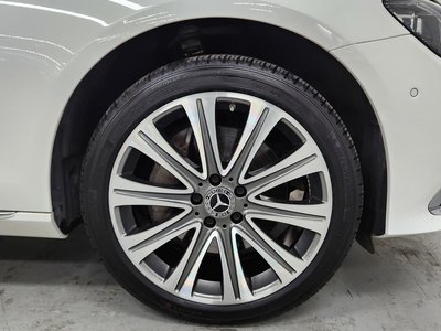 MERCEDES-BENZ E-CLASS - 6