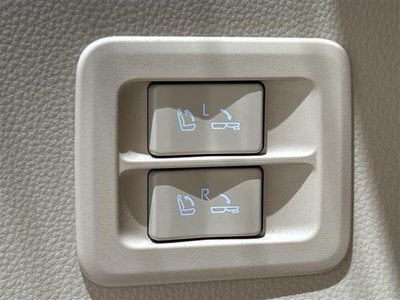 2024 Toyota LAND CRUISER 300 — миниатюра 14