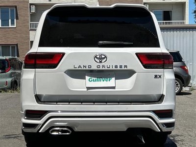 2024 Toyota LAND CRUISER 300 — миниатюра 30