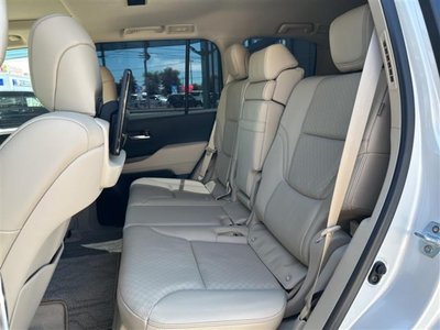 2024 Toyota LAND CRUISER 300 — миниатюра 24