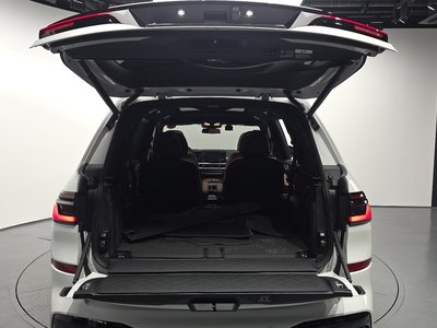 صورة مصغرة 28 لـ 2025 BMW X7