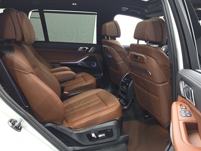 صورة مصغرة 17 لـ 2025 BMW X7