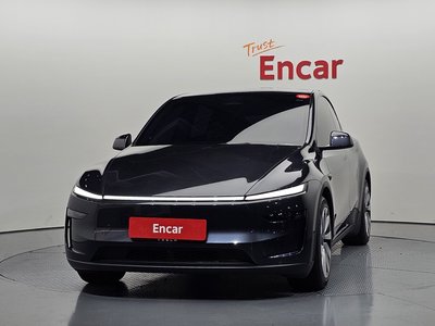 TESLA MODEL Y - 2
