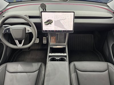 TESLA MODEL Y - 5