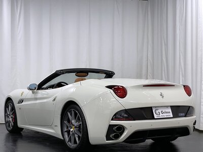 FERRARI CALIFORNIA - 7