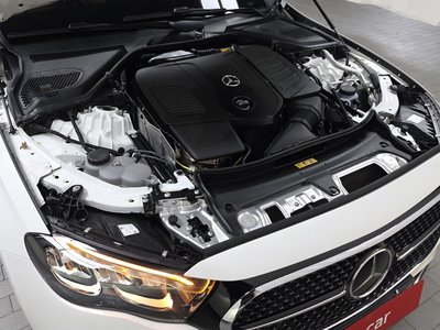 MERCEDES-BENZ E-CLASS - 7