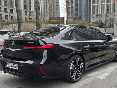 BMW 7 SERIES - 4
