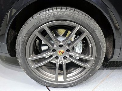 PORSCHE CAYENNE - 6