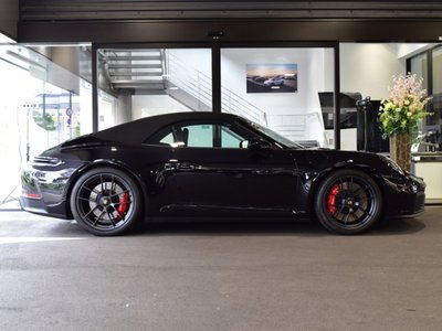 PORSCHE 911 - 6