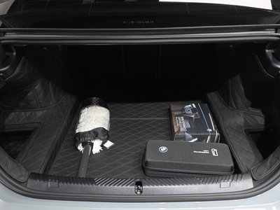 صورة مصغرة 25 لـ 2024 BMW 5 SERIES
