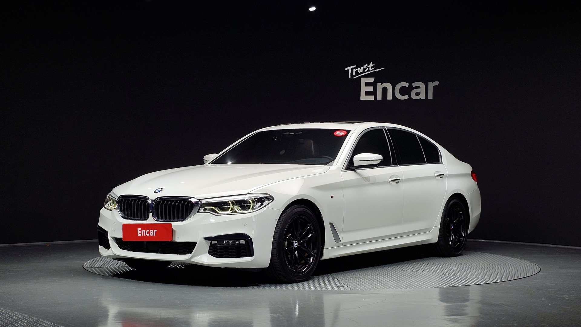 BMW 5 SERIES - View 1