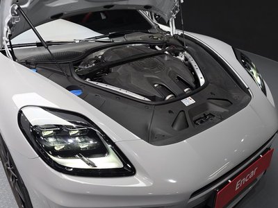 PORSCHE PANAMERA - 7