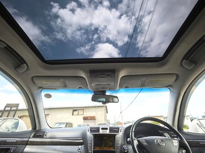 صورة مصغرة 16 لـ 2010 Lexus LS