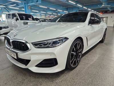 BMW 8 SERIES - 5