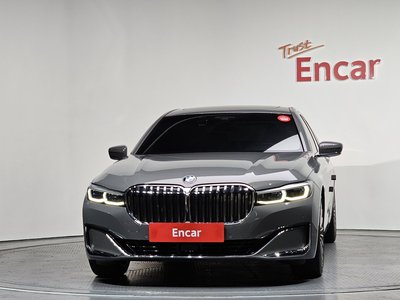 BMW 7 SERIES - 2