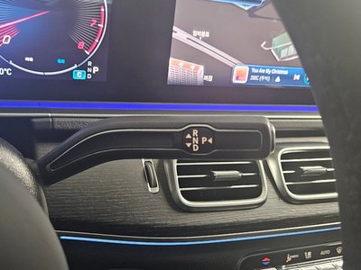 MERCEDES-BENZ GLE - 10