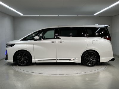 TOYOTA VELLFIRE - 2