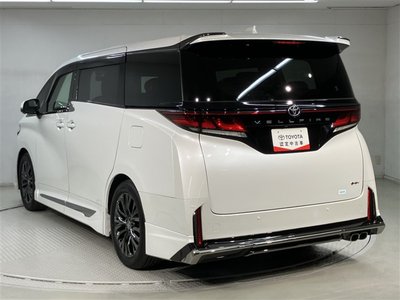 TOYOTA VELLFIRE - 4