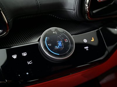 2025 Ferrari PUROSANGUE — миниатюра 28
