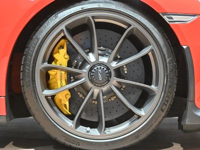 2014 Porsche 911 — миниатюра 16