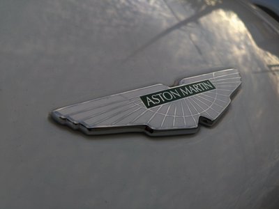 ASTON MARTIN VANQUISH - 5