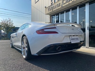 ASTON MARTIN VANQUISH - 9