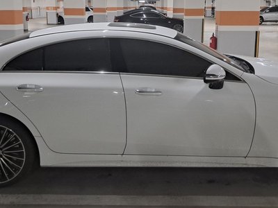 MERCEDES-BENZ CLS - 7