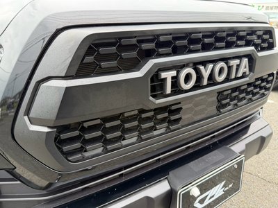 2018 Toyota TACOMA 照片 30