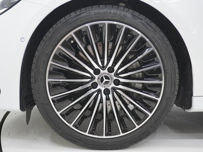 صورة 9 لـ 2025 Mercedes-BENZ E-CLASS