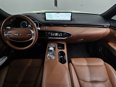 صورة 5 لـ 2023 Genesis GV70