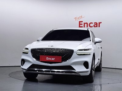 صورة 2 لـ 2023 Genesis GV70