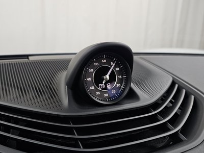 صورة مصغرة 28 لـ 2021 Porsche TAYCAN