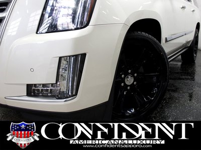 CADILLAC ESCALADE - 6