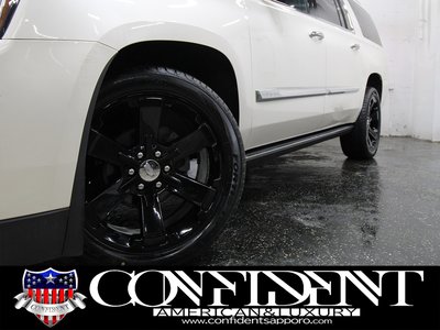 CADILLAC ESCALADE - 7