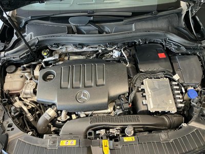 MERCEDES-BENZ GLA - 5