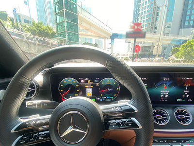 MERCEDES-BENZ E-CLASS - 6