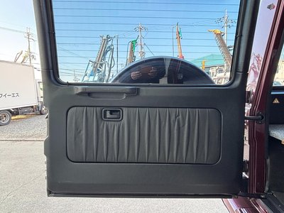 1998 Mercedes-BENZ G-CLASS thumbnail 53