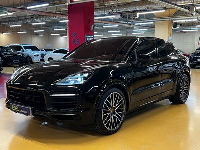 PORSCHE CAYENNE - 1