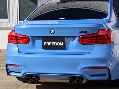 BMW M3 SEDAN - 6