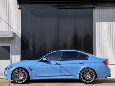 BMW M3 SEDAN - 4