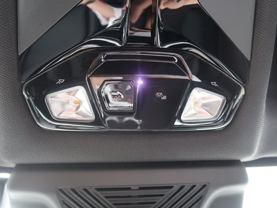 2025 BMW X1 — миниатюра 40