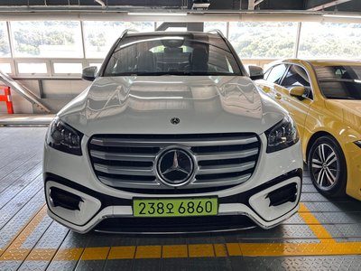 2025 Mercedes-BENZ GLS — фото 5
